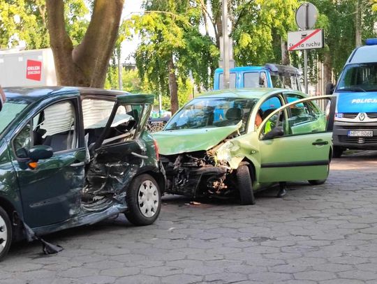 Zderzenie Citroena i Renaulta na ul. Wienieckiej przyczyną korków