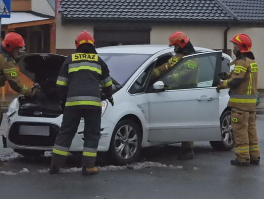 Zderzenie Forda i Seata na osiedlu Południe. Ruch na ul. Kruszyńskiej był utrudniony.
