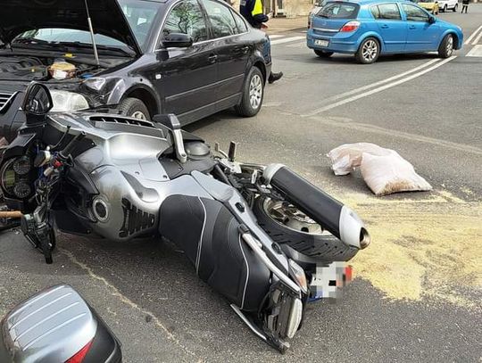 Zderzenie motocykla i Volkswagena w Izbicy