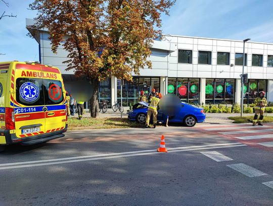 Zderzenie pojazdów na ul. Wyszyńskiego. Do szpitala trafiła jedna osoba