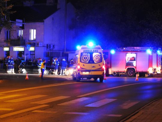 Zderzenie trzech pojazdów na skrzyżowaniu ul. Chmielnej i Chopina