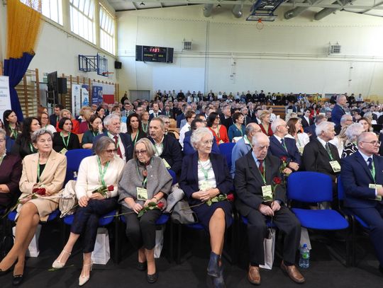 Zespół Szkół Elektrycznych ma już 50 lat. Trwają uroczystości i zjazd absolwentów