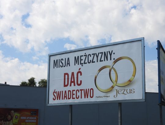 Znana z kontrowersyjnych billbordów Fundacja Kronice znów oplakatowała Włocławek treściami pro-life i zachęcającymi do...