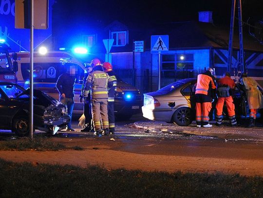 Znów wypadek na skrzyżowaniu ulic Leśnej z Ptasią. Jedna osoba w szpitalu 