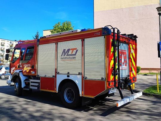 Zwłoki 59-latka w bloku przy ulicy Chemików. Drzwi otworzyła straż