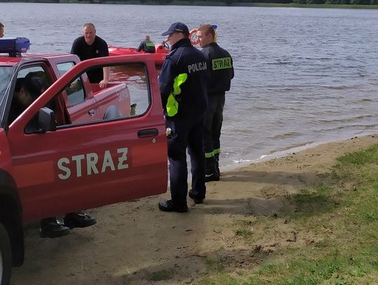 Zwłoki mężczyzny wyłowione z jeziora Szczytnowskiego w gm. Choceń