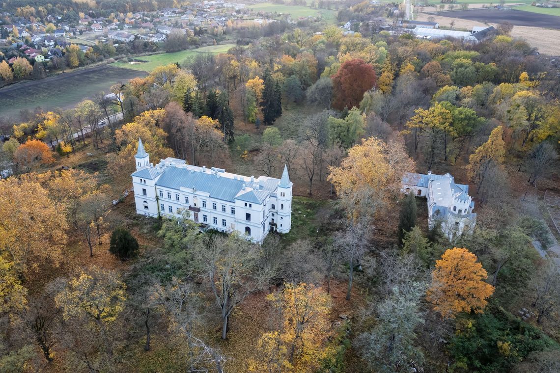Sala koncertowa, studio nagrań i strefa hotelowa. Tak zmieni się pałac Kronenbergów w Wieńcu