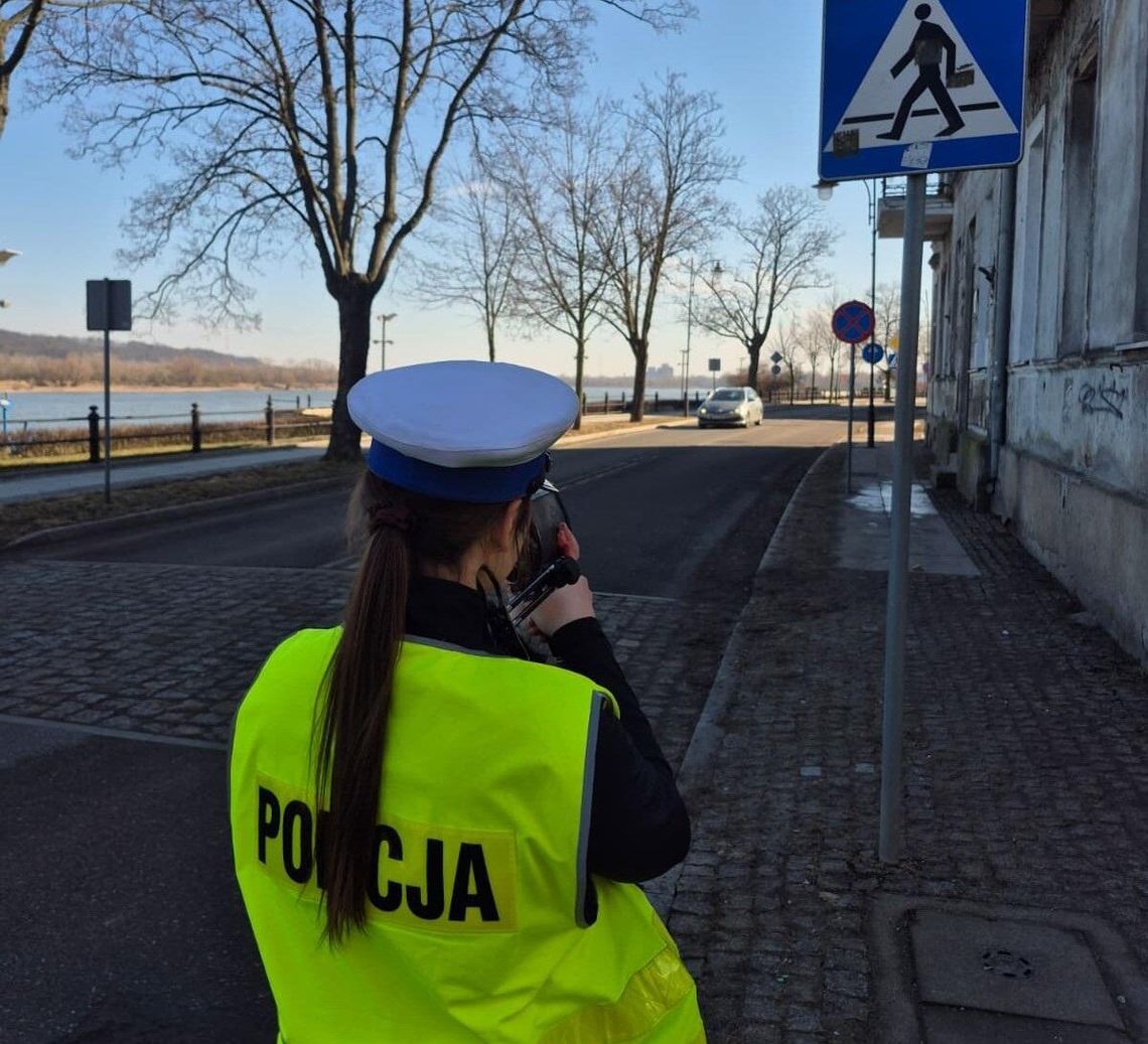 112 mandatów - dostali kierowcy jak i piesi. Wczoraj policjanci przeprowadzili akcje "Bezpieczny pieszy"