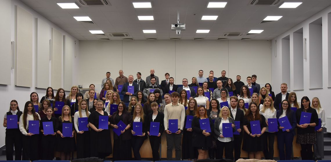 118 studentów otrzymało stypendia rektora. Gala Stypendystów odbyła się w PANS we Włocławku