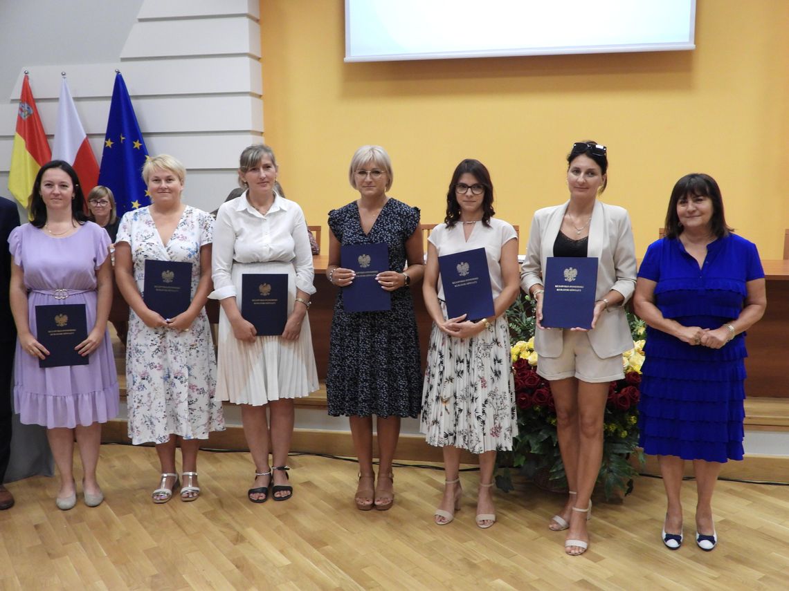 Ponad 140 nauczycieli otrzymało awanse zawodowe