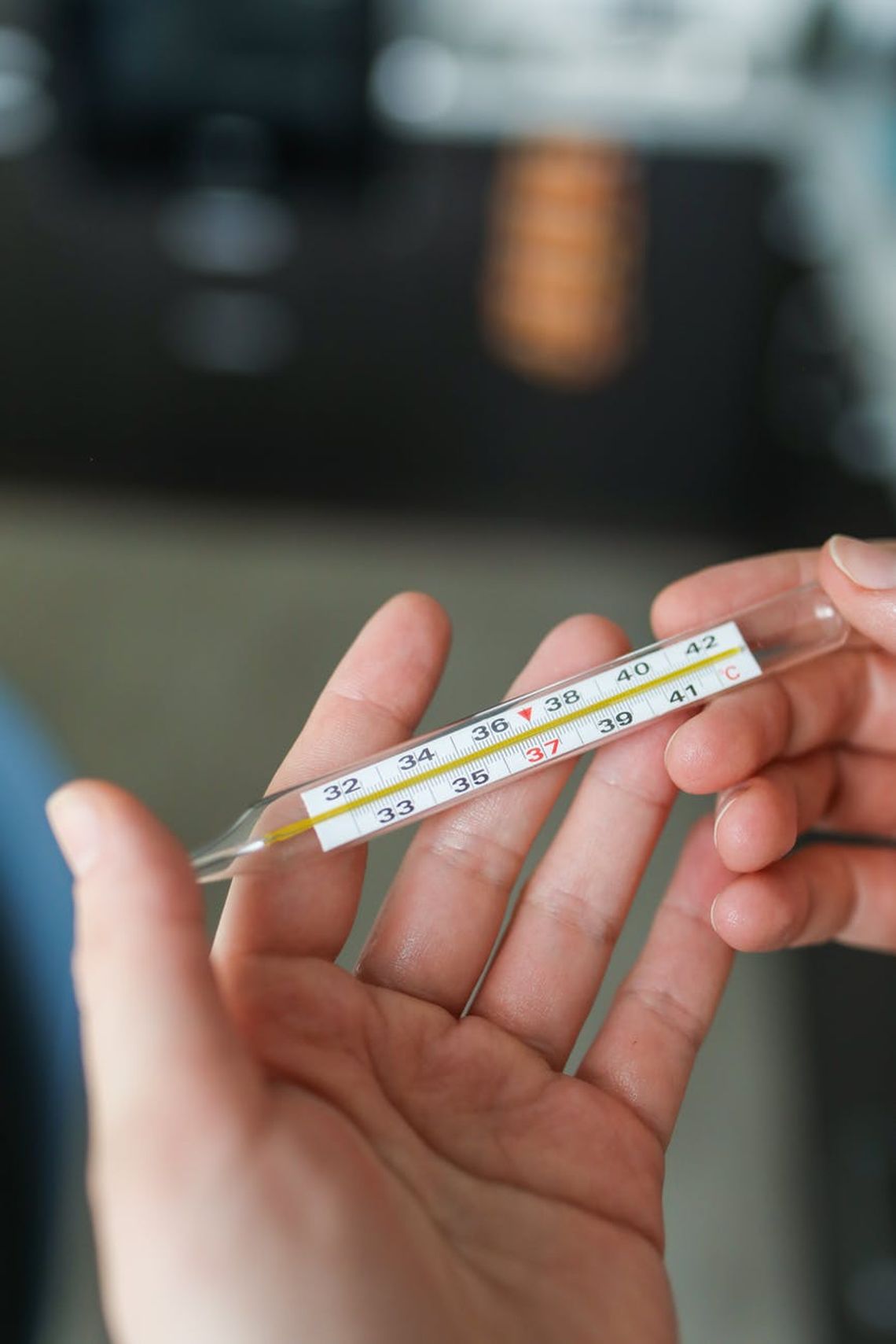 "14 dni kwarantanny, 12 dzień covida ,a nie objęto nas testami". Historia włocławianki do dziś nie ujętej w żadnych statystykach...