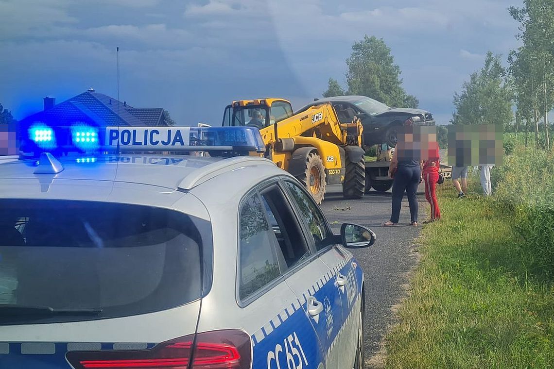 17-nastolatek autem mamy zabrał na przejażdżkę 5 nieletnich. Jednego w bagażniku...