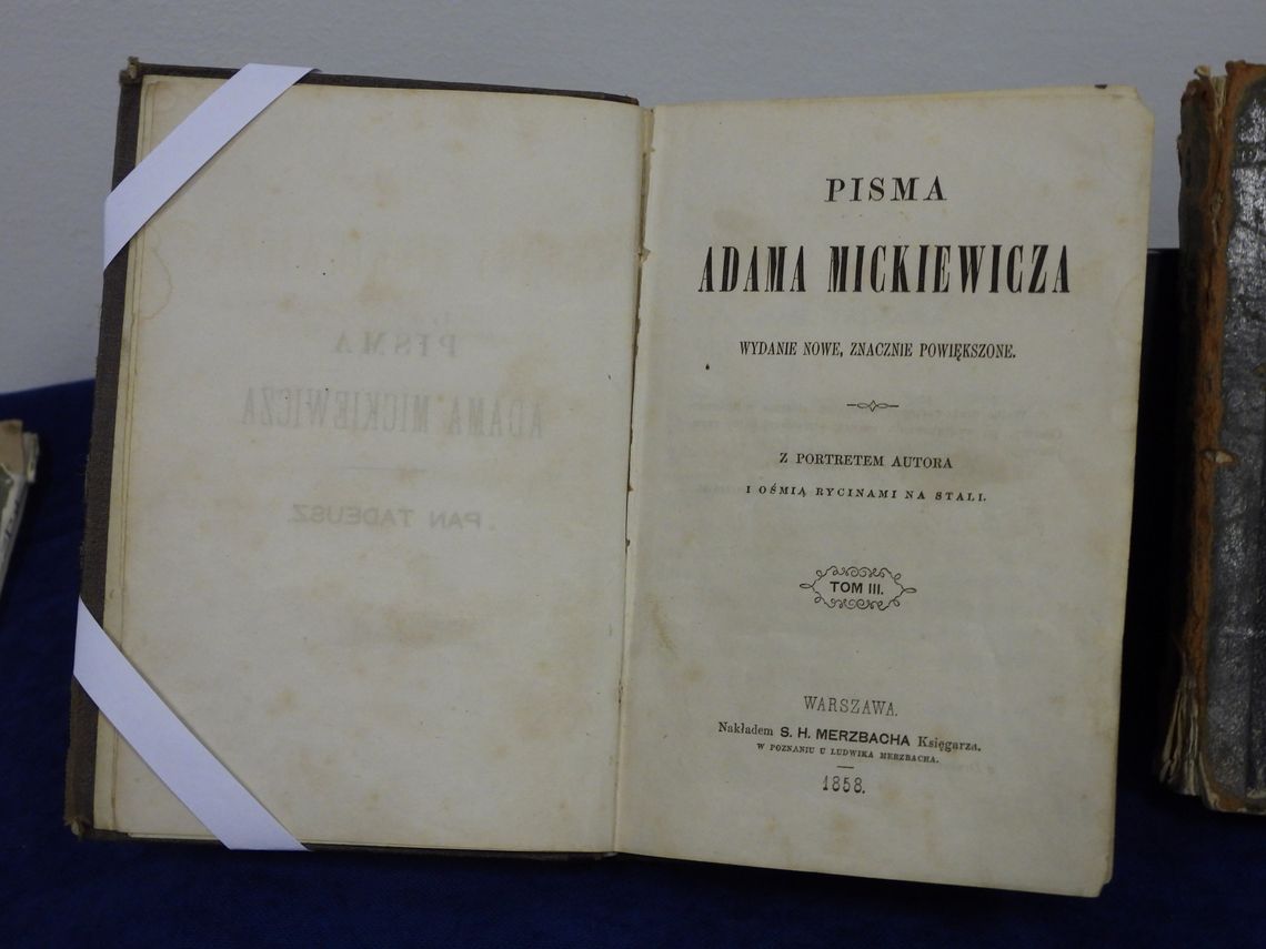 "200 wydań Pana Tadeusza na 200-lecie polskiego romantyzmu" w Centrum Edukacji Nauczycieli we Włocławku