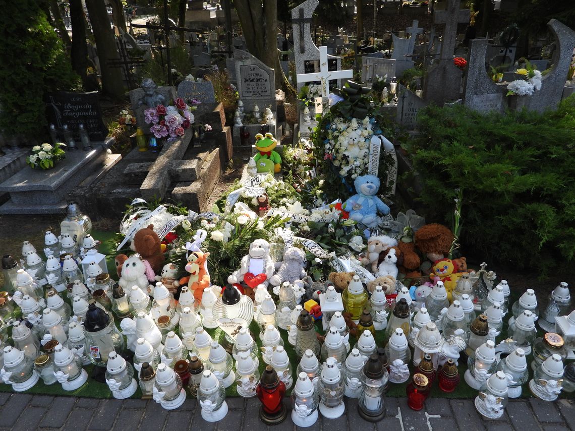 3-letni Nikoś spoczął na Cmentarzu Komunalnym we Włocławku 3-letni Nikoś spoczął na Cmentarzu Komunalnym we Włocławku