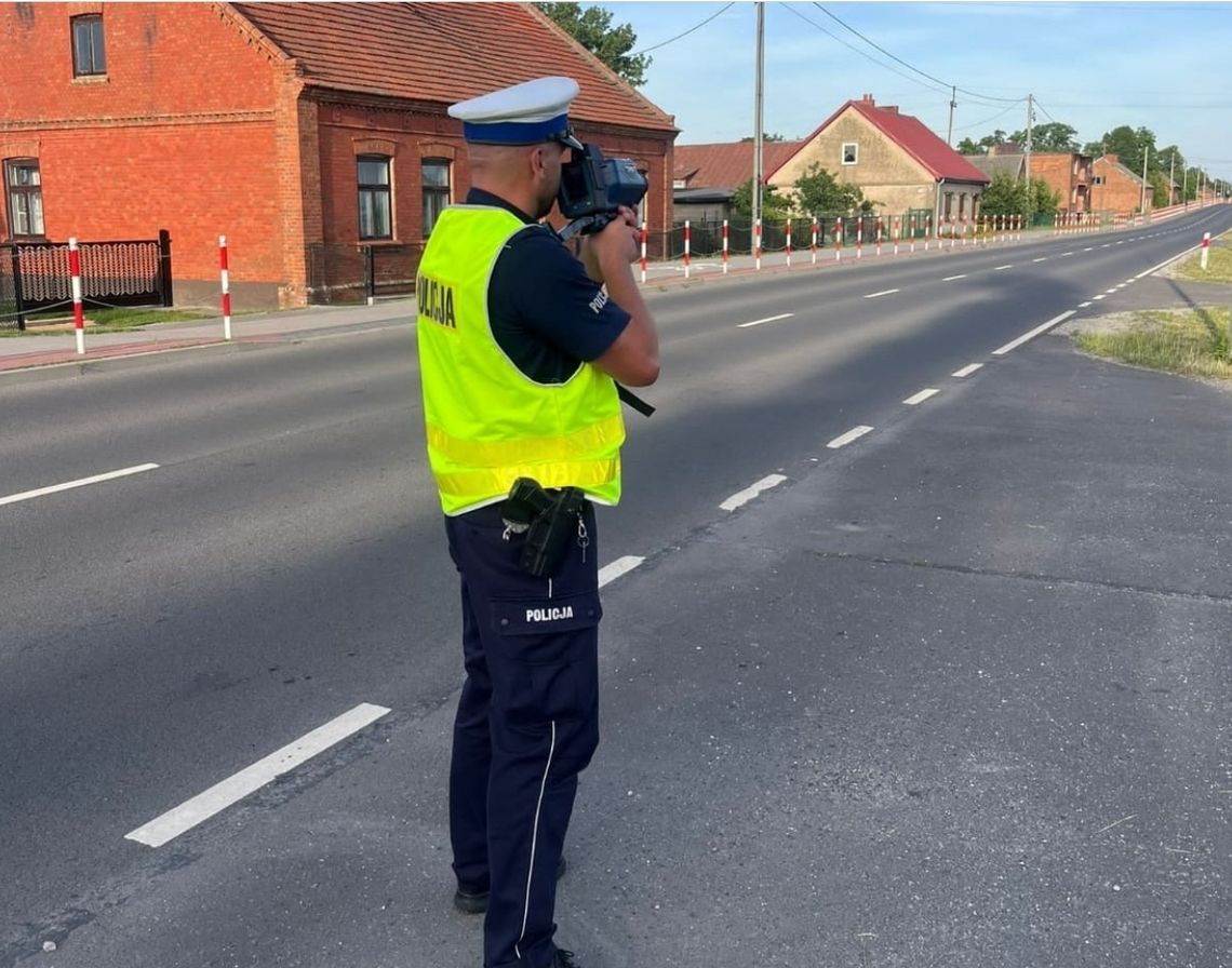 4 cyklistów ukaranych za nietrzeźwość. 2 promile miał także kierowca auta