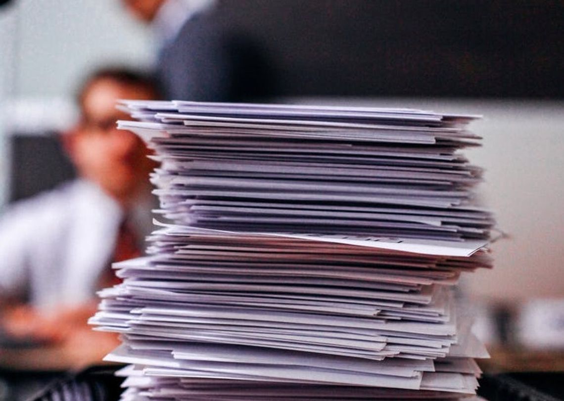 67 wniosków o ściganie do prokuratury złożył MOPR w 2019. W 28 przypadkach zatrzymano prawo jazdy, a dłużników alimentacyjnych wciąż przybywa 67 wniosków o ściganie do prokuratury złożył MOPR w 2019. W 28 przypadkach zatrzymano prawo jazdy, a dłużników alimentacyjnych wciąż przybywa