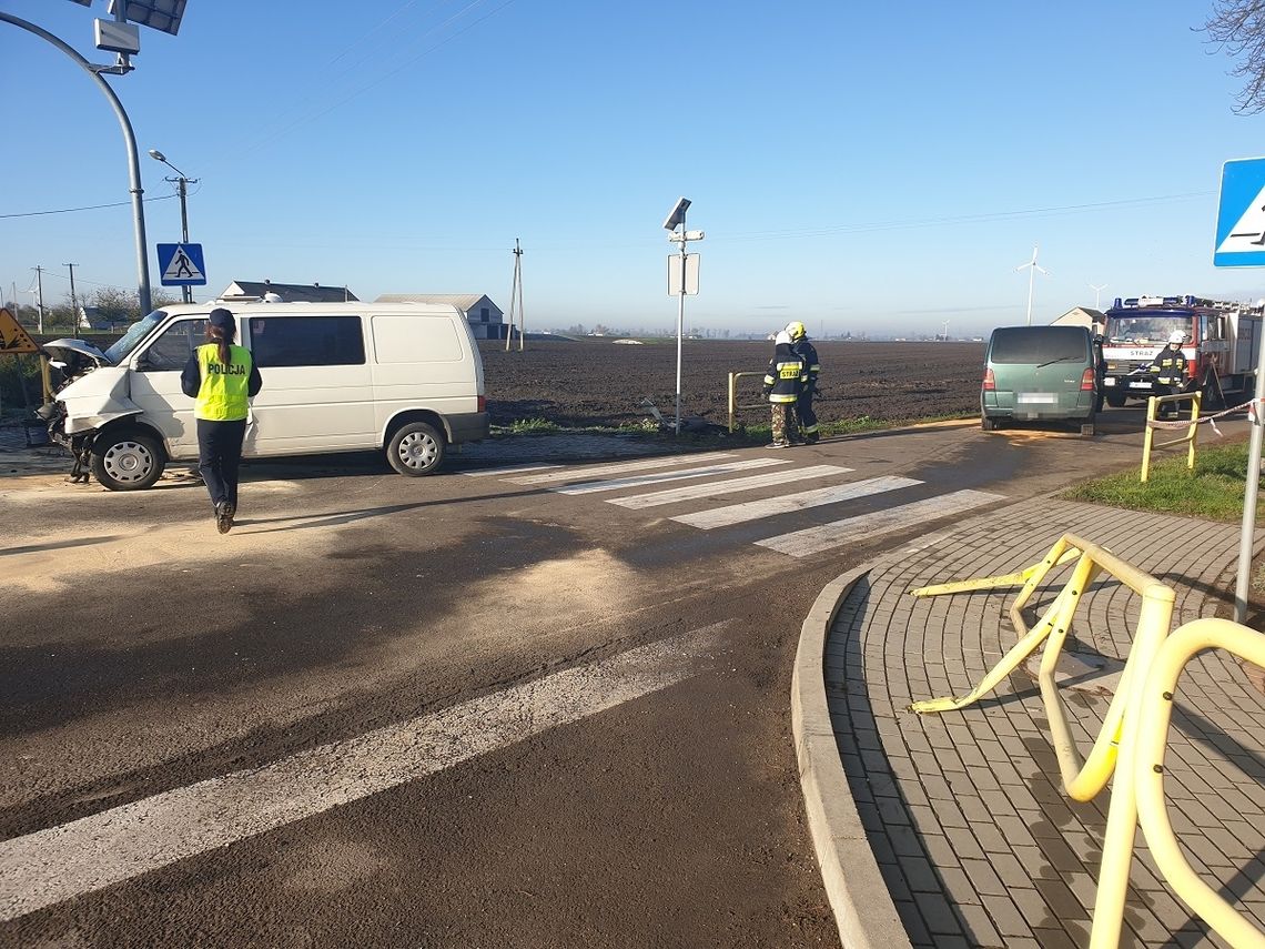 8 osób rannych w wyniku zderzenia dwóch busów pod Lubrańcem