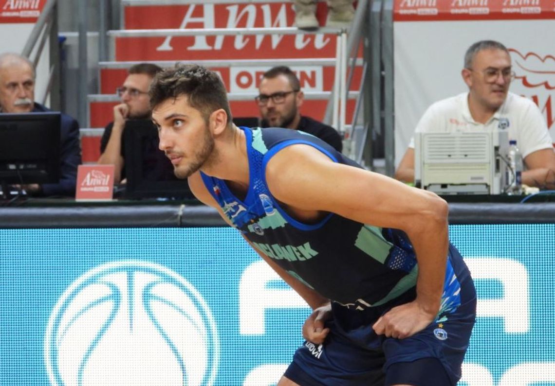 Anwil wygrywa ze Sportingiem i gra dalej