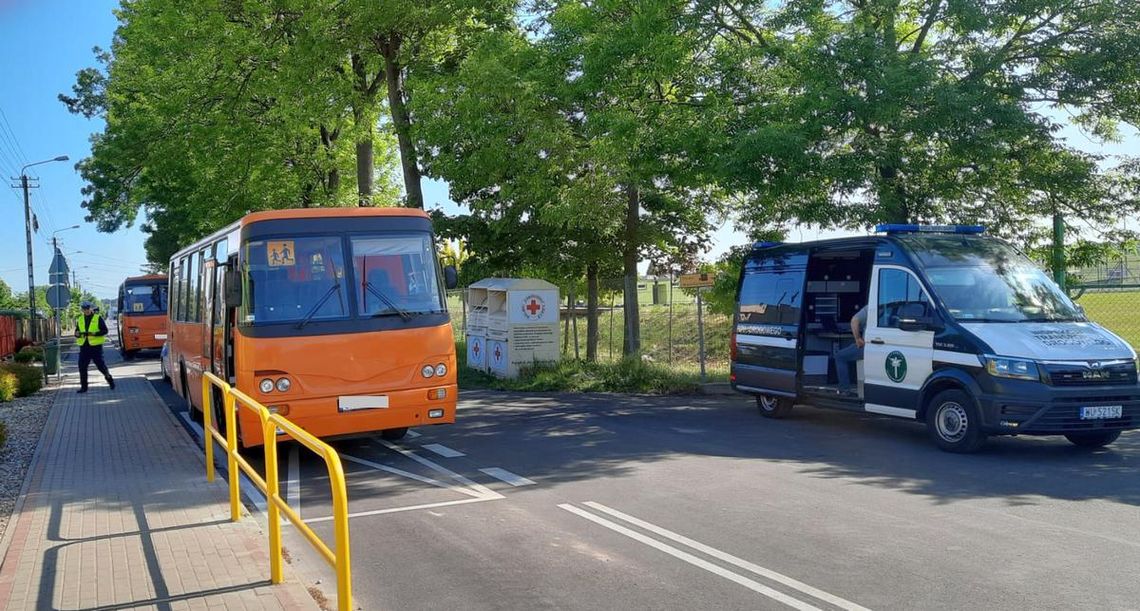 Autokar był niesprawny. Przyjechał drugi, również niesprawny