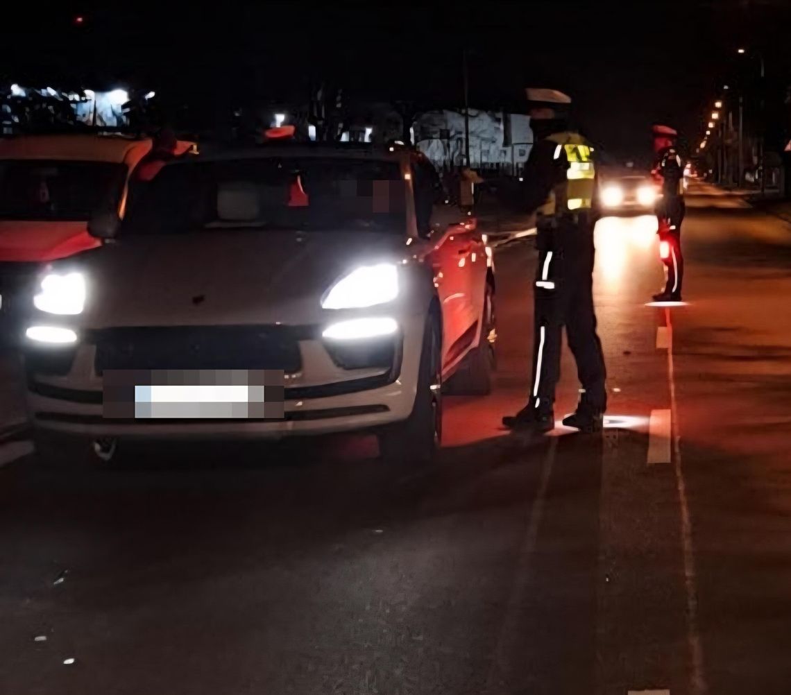 Blisko 3,2 promila i sądowy zakaz. Nietrzeźwy kierowca zatrzymany na ul. Toruńskiej