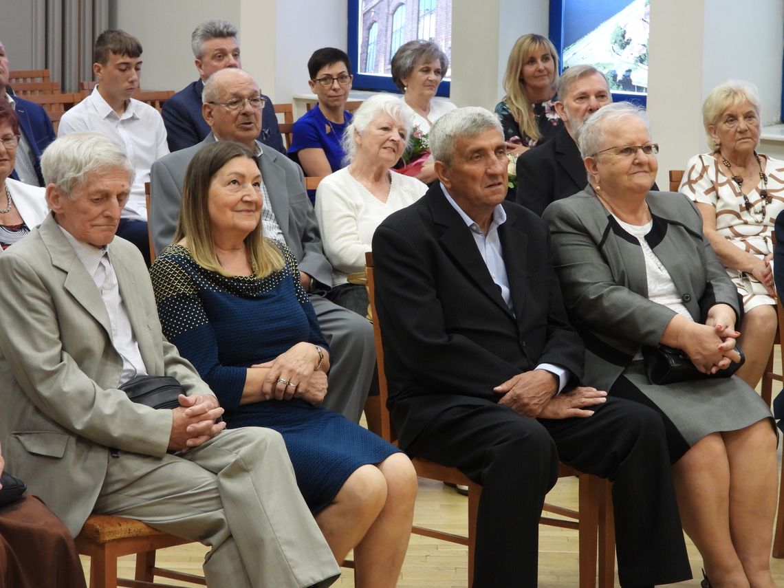 Blisko 30 par świętowało dziś jubileusze małżeńskie