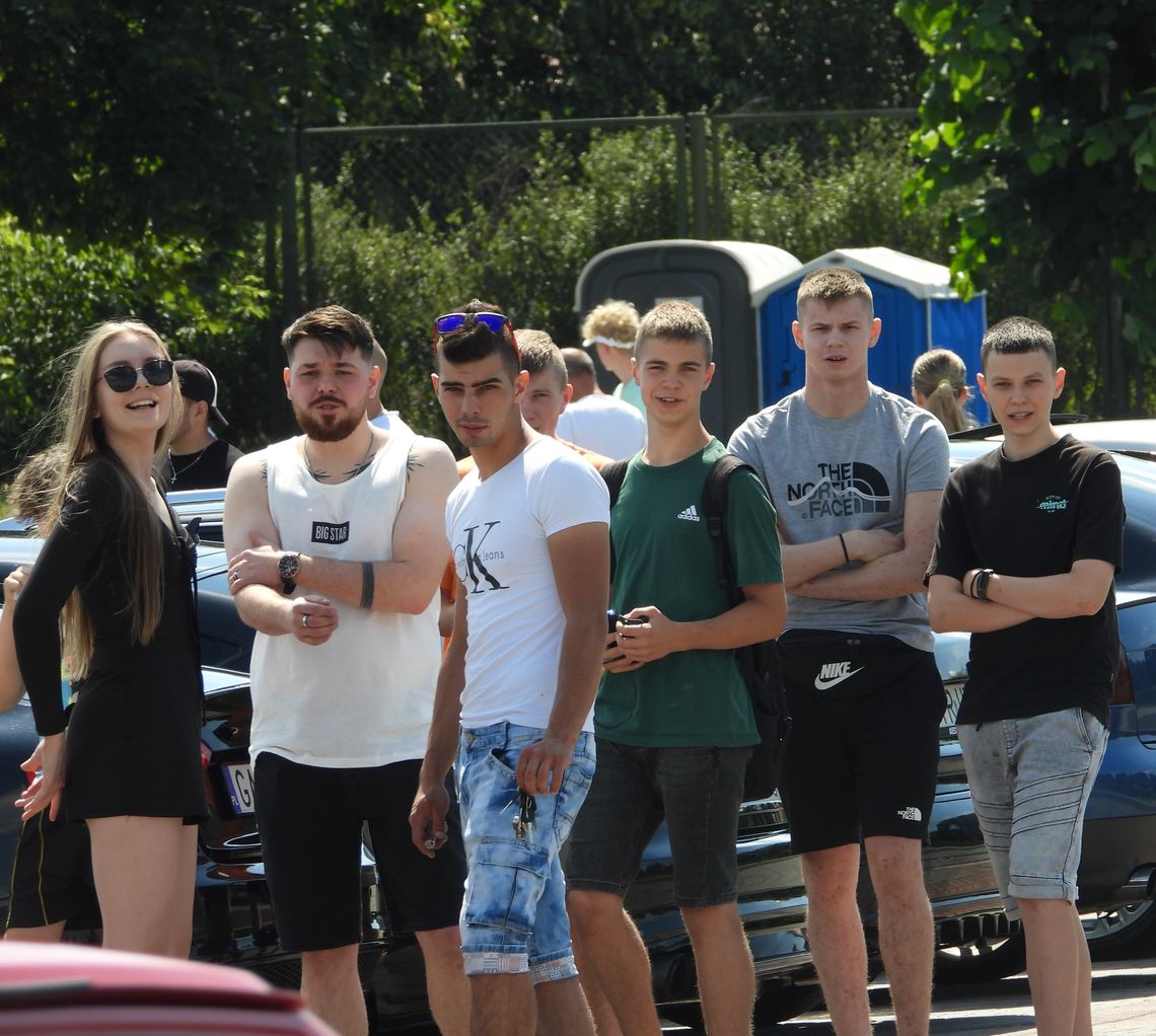 Trwa zlot aut sportowych i tuningowanych - AUTOMANIA Włocławek