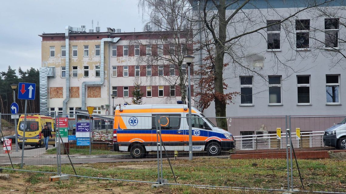 Całkowity zakaz odwiedzin w szpitalu. Przyczyną wirus grypy i COVID