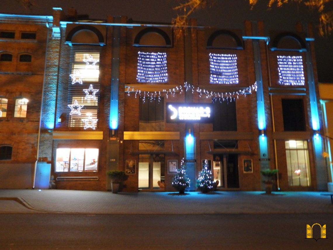CKBB oraz teatr zostaną jutro podświetlone na niebiesko, a z wieży remizy usłyszymy hymn UE CKBB oraz teatr zostaną jutro podświetlone na niebiesko, a z wieży remizy usłyszymy hymn UE