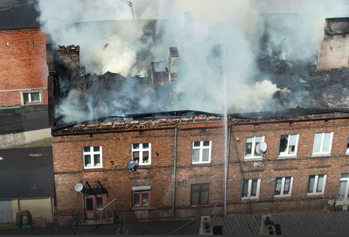 Co było przyczyną pożaru kamienicy przy ul. 3 Maja 25? Mamy opinię biegłych