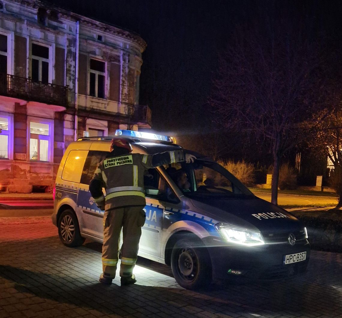 44-letni desperat na moście chciał skoczyć do Wisły. Trafił pod opiekę służb
