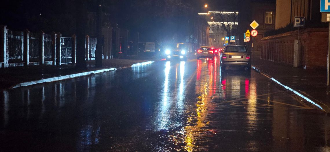 Drogi będą jak szkło! Marznące opady nadciągają nad Włocławek