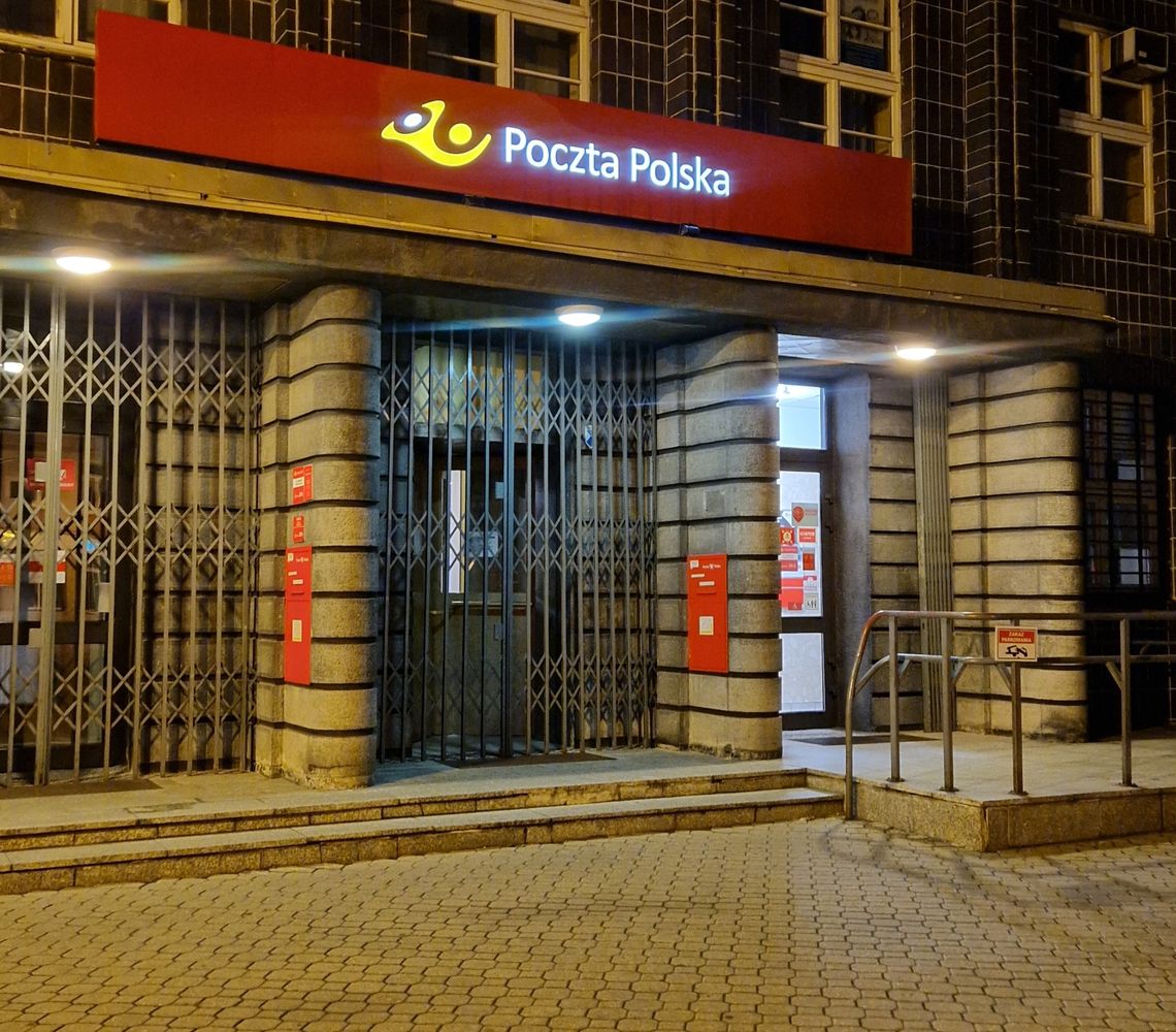 Drożej za listy polecone i przesyłki. Poczta podniosła ceny