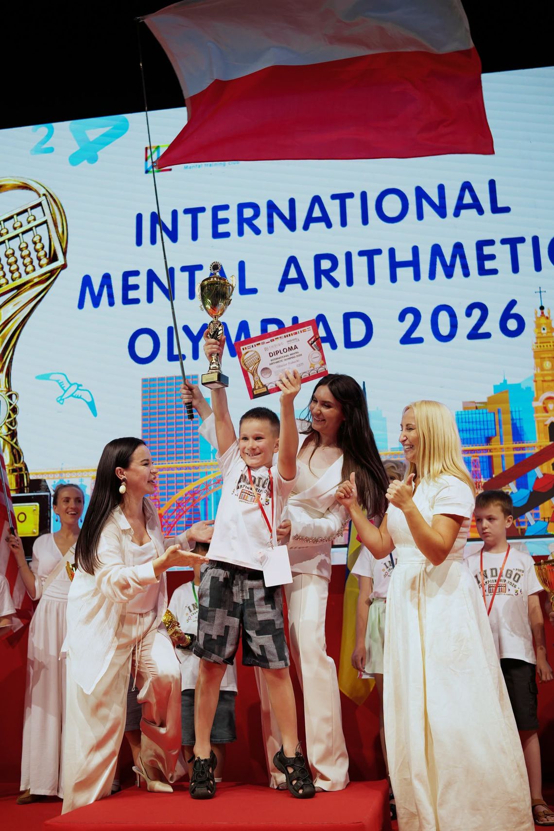 Dwaj bracia z Włocławka podbili Porto. 7-letni Oliwier i Wiktor zdobyli tytuł Championa podczas Międzynarodowej Olimpiady Arytmetyki Mentalnej Dwaj bracia z Włocławka podbili Porto. 7-letni Oliwier i Wiktor zdobyli tytuł Championa podczas Międzynarodowej Olimpiady Arytmetyki Mentalnej