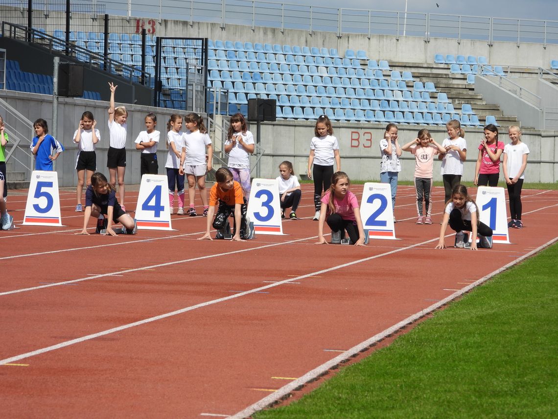 Dzieci rywalizowały na Stadionie OSiR. Odbyła się kolejna edycja Sprawnego Misia