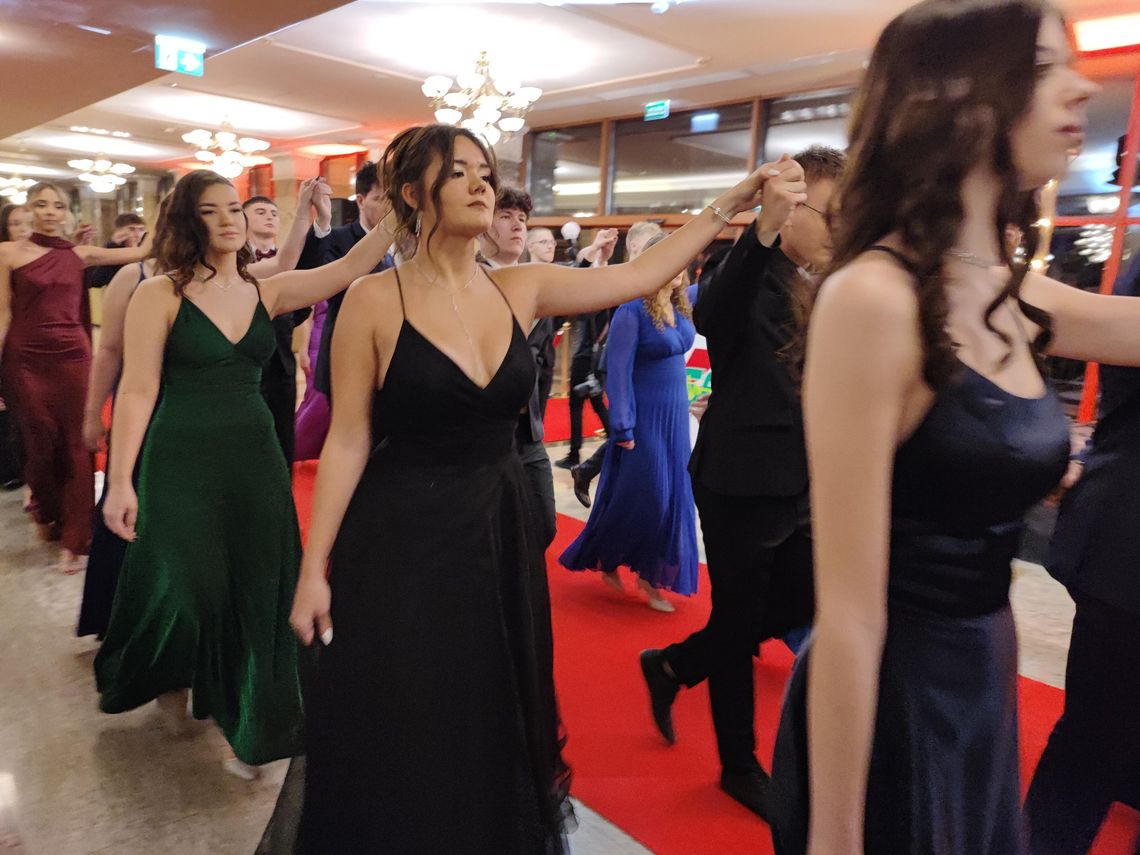 Dziś swoją studniówkę mieli uczniowie Zespołu Szkół Elektrycznych