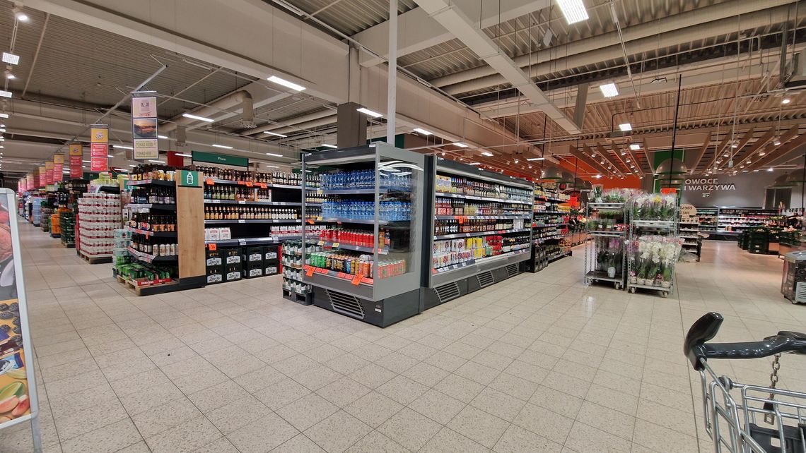 Eksperci podają prognozy na 2023 rok: Drożyzna wciąż będzie dobijać Polaków. I to nie koniec złych informacji