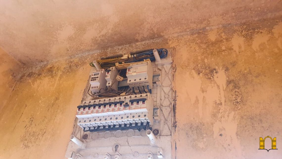 Firmy nie chcą tam budować, mieszkańcy tej ulicy nie chcą kolejnych bloków, potrzebujący nie chcą tam mieszkać... Firmy nie chcą tam budować, mieszkańcy tej ulicy nie chcą kolejnych bloków, potrzebujący nie chcą tam mieszkać...