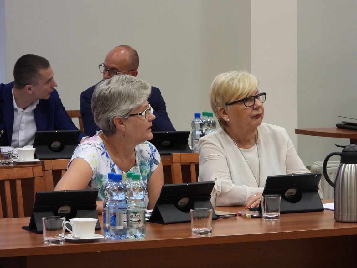 Fundusze na przejście podziemne na ul.Promiennej przesunięte. Na remont nawierzchni tamy miasto chce pozyskać finanse z ministerstwa 