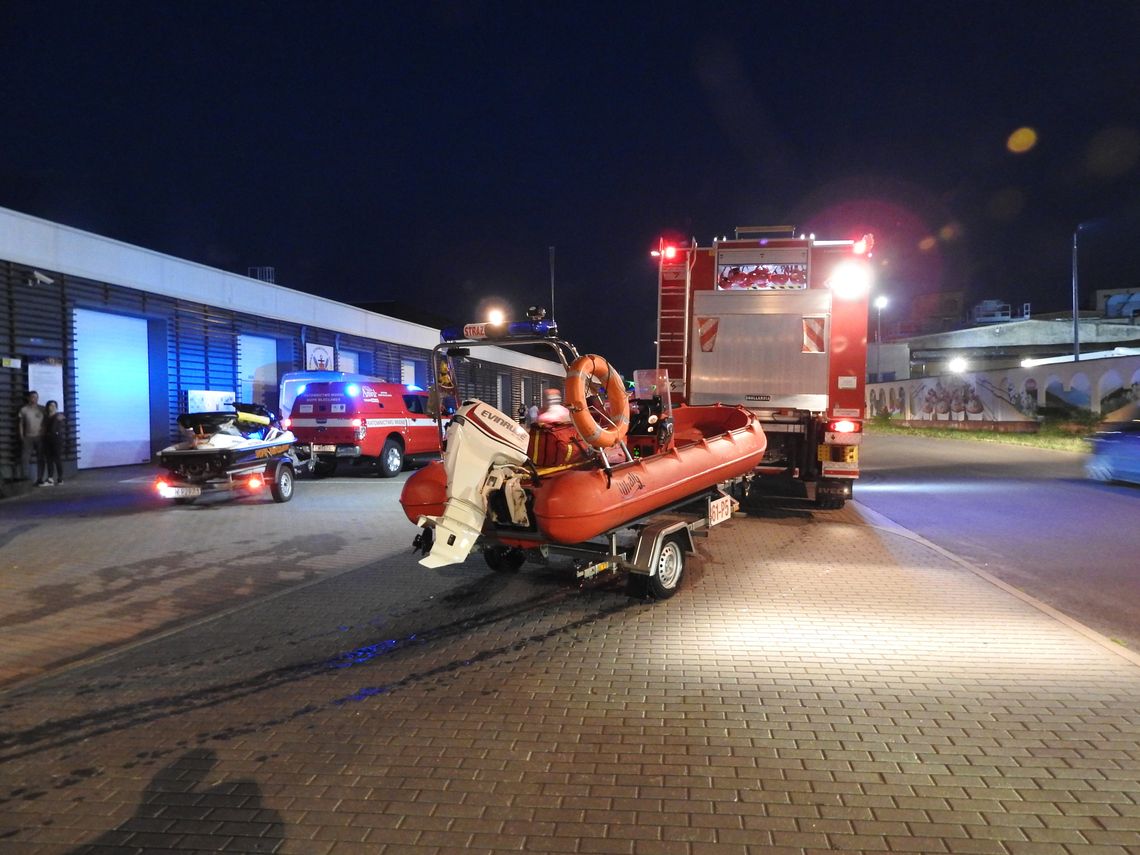 Grupa Wodno-Nurkowa z Włocławka przeczesuje Wisłę. W Toruniu utopił się mężczyzna