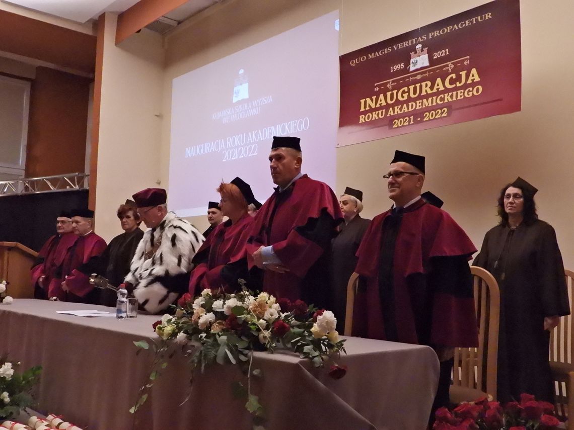 Inauguracja roku akademickiego w Kujawskiej Szkole Wyższej