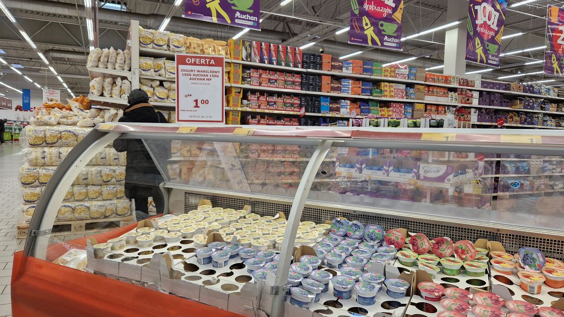 Inflacja wymusza na Polakach poszukiwanie promocji. 80 proc. Polaków szuka oszczędności w gazetkach Inflacja wymusza na Polakach poszukiwanie promocji. 80 proc. Polaków szuka oszczędności w gazetkach