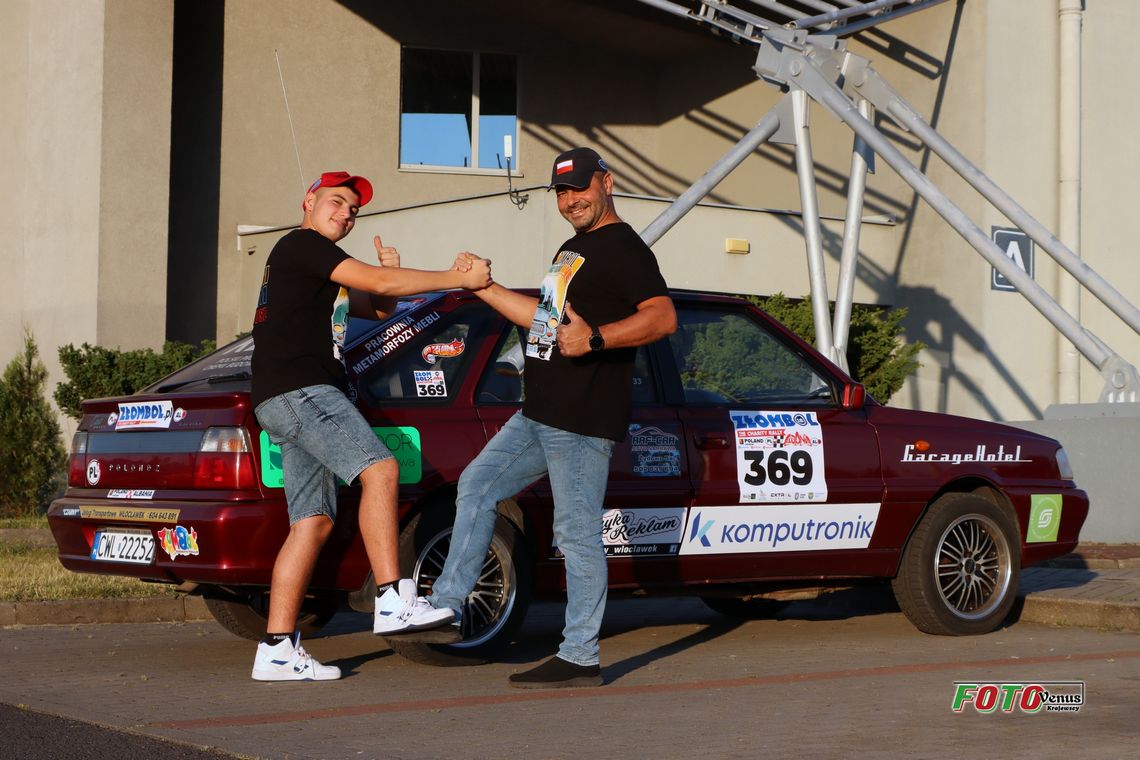 Jadą polonezem podbić Portugalię. Ojciec i syn w kolejnej odsłonie Rajdu ZŁOMBOL Jadą polonezem podbić Portugalię. Ojciec i syn w kolejnej odsłonie Rajdu ZŁOMBOL