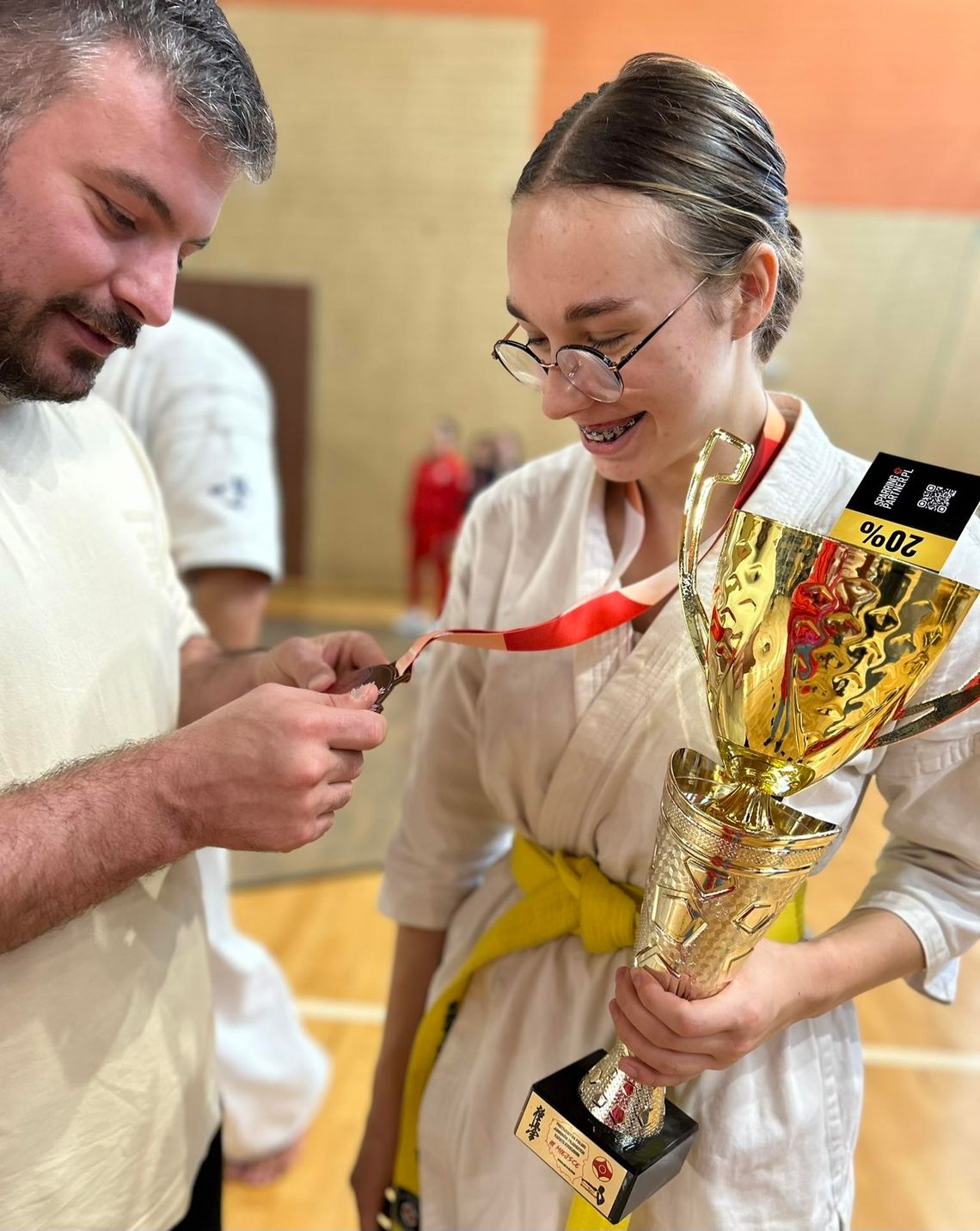 "Jako klub jesteśmy mega dumni" - życiowy sukces zawodniczki karate Zuzanny Jędrzejewskiej