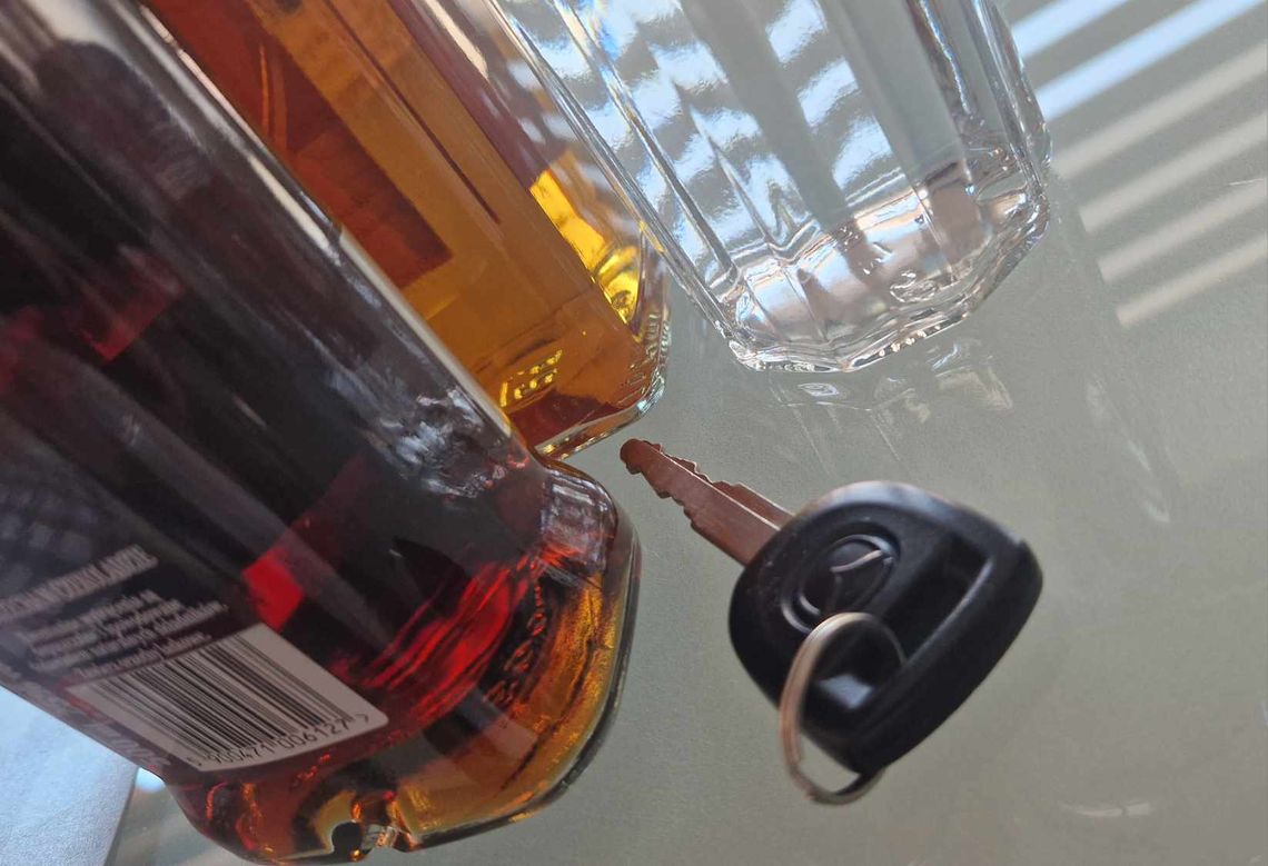 Kierowca miał ponad 2 promile alkoholu. Dalszą jazdę udaremnił świadek