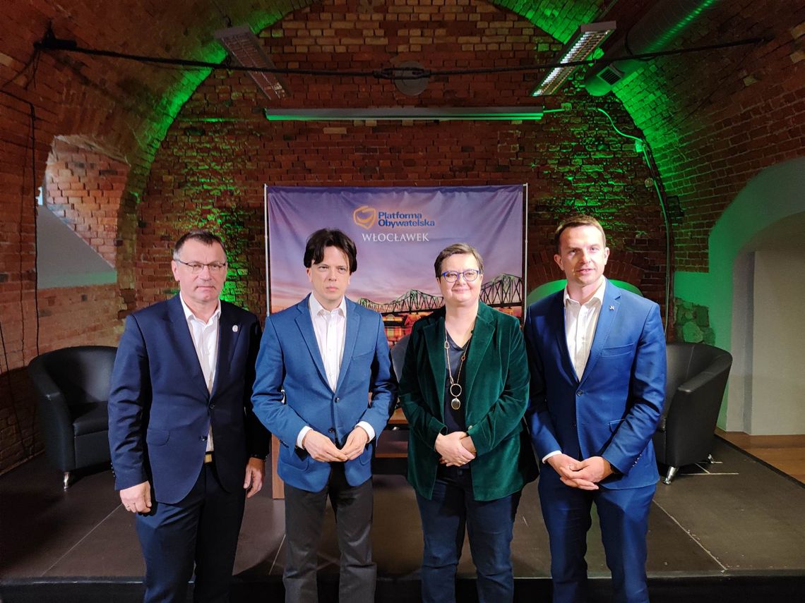 Spotkanie KO we Włocławku: "Ta władza kradnie jakby jutro miało nie być, jakby napadli na obce państwo" fot. B.B.