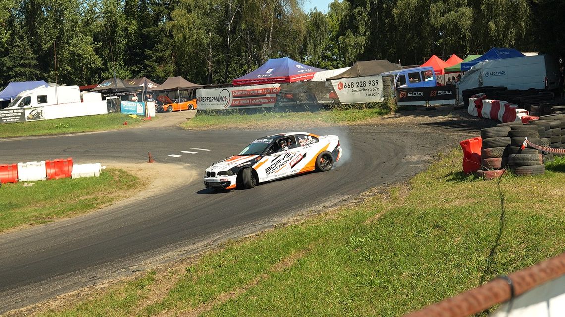 Kolejny dobry występ 12-letniego Borysa Piotrowskiego w Drift Open.