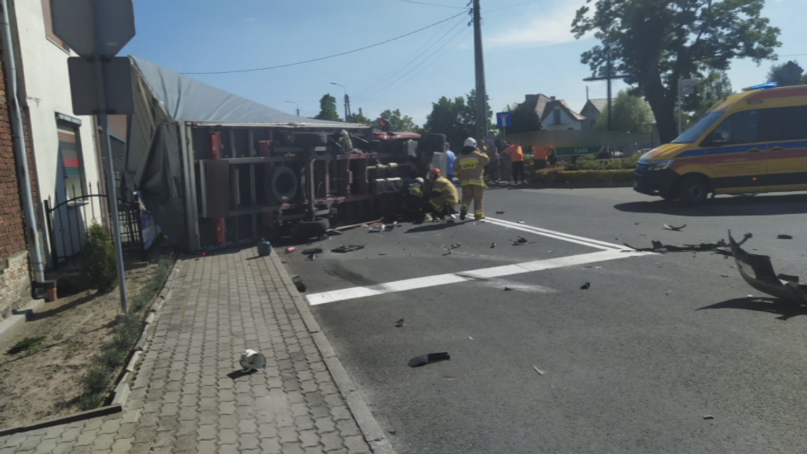 Kolejny wypadek w regionie. W Kowalu zderzyły się Seat i Renault Master