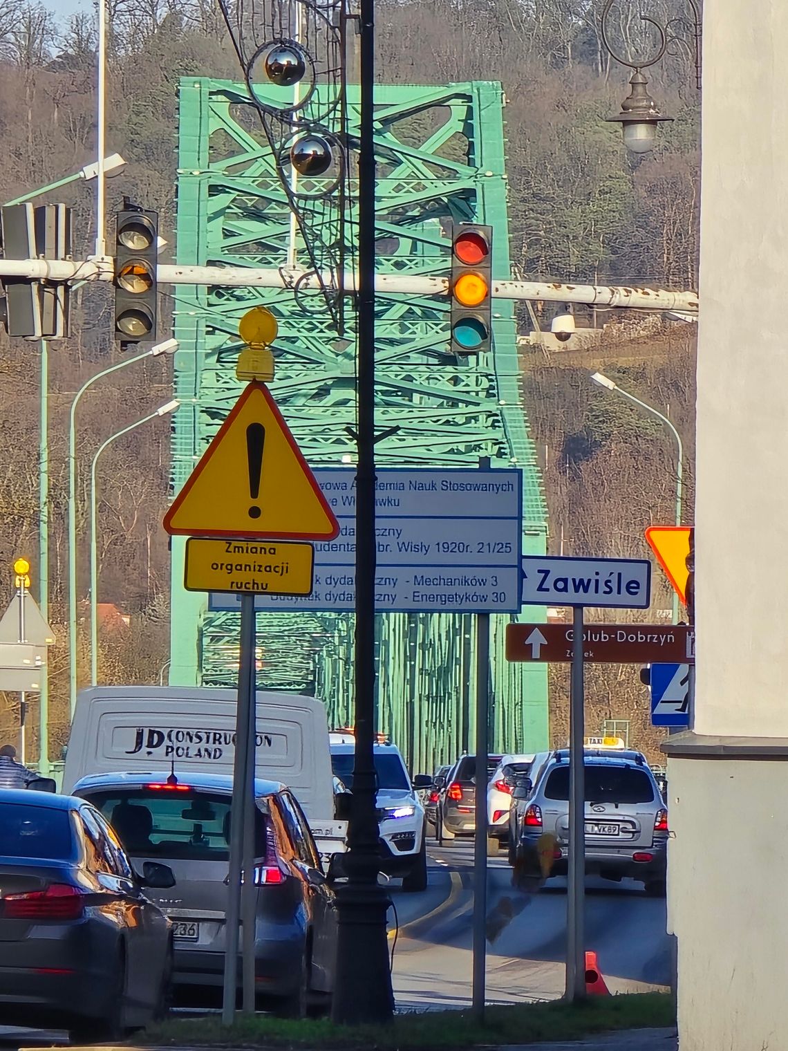 Komunikat MZDiZ - będą jutro o 8.00 frezować jezdnię na moście