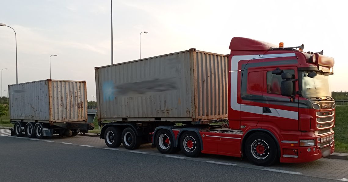 Mandat, wszczęcie postępowania, a także zakaz kontynuacji jazdy. Inspektorzy włocławskiego oddziału ITD zatrzymali kierowcę na autostradzie