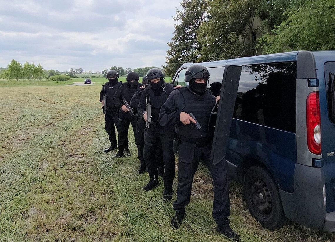 Mundurowi z regionu prowadzili wspólne ćwiczenia. Chodziło o rozszczelnioną instalację